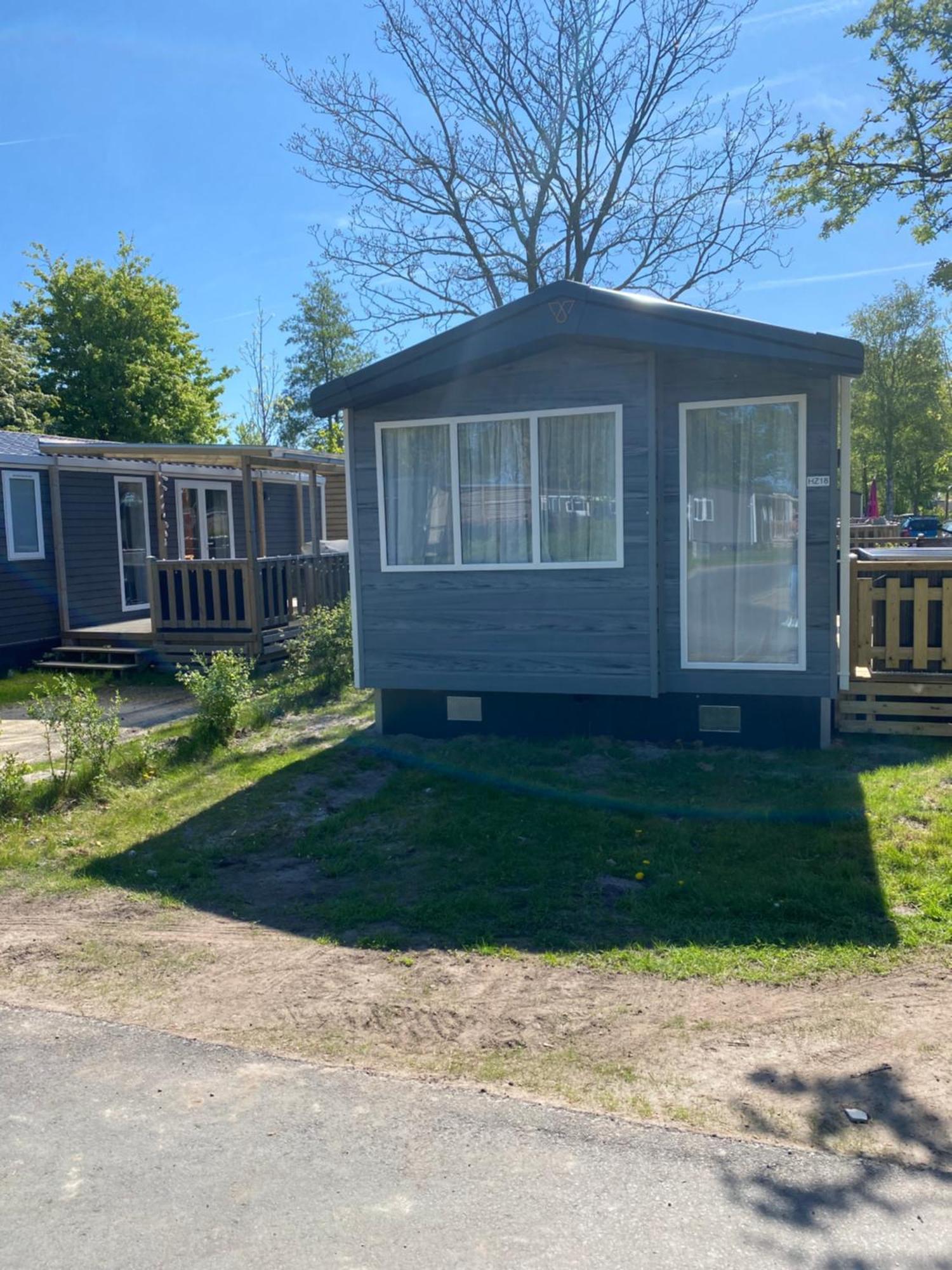 4 Persoons Chalet Hz 21 Lauwersoog Exterior foto